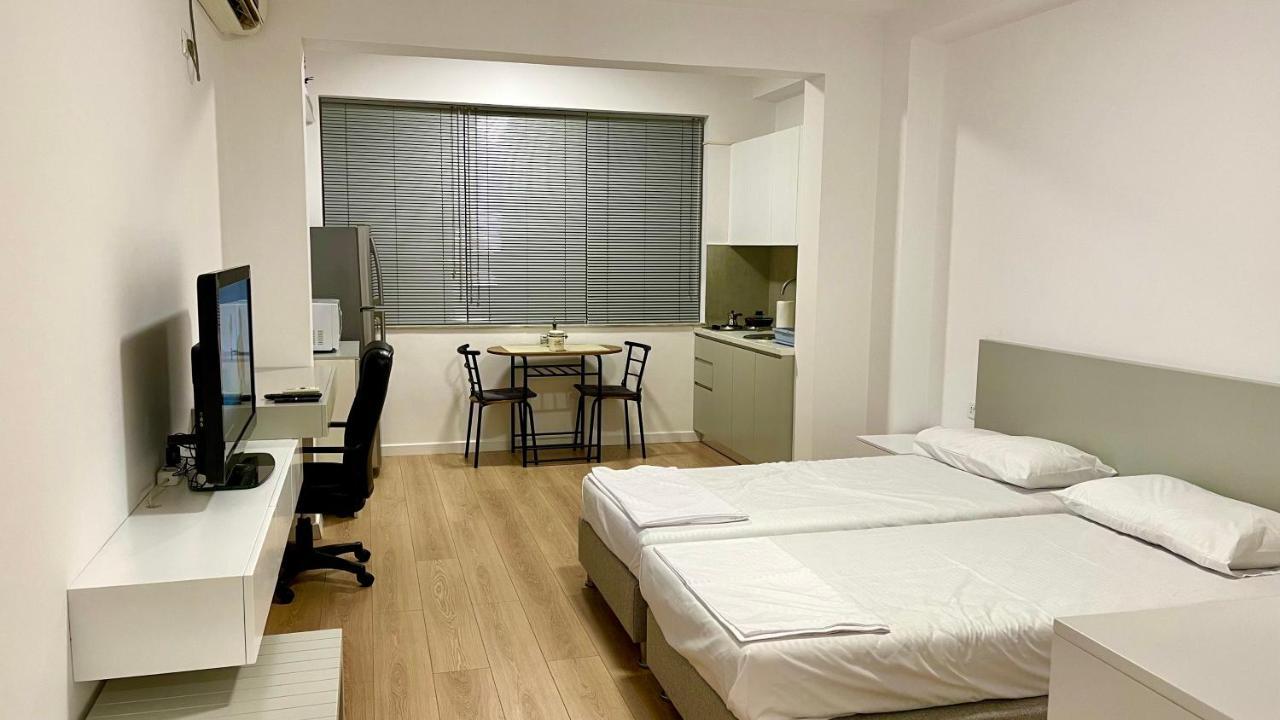Johana Blloku Apartment In Amazing Location! 地拉那 外观 照片